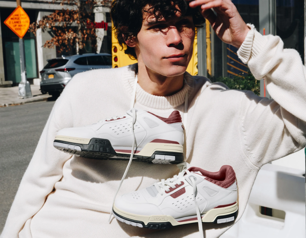 Veľa zábavy za málo peňazí. Parádne pánske tenisky nemusia stáť desiatky tisíc korún